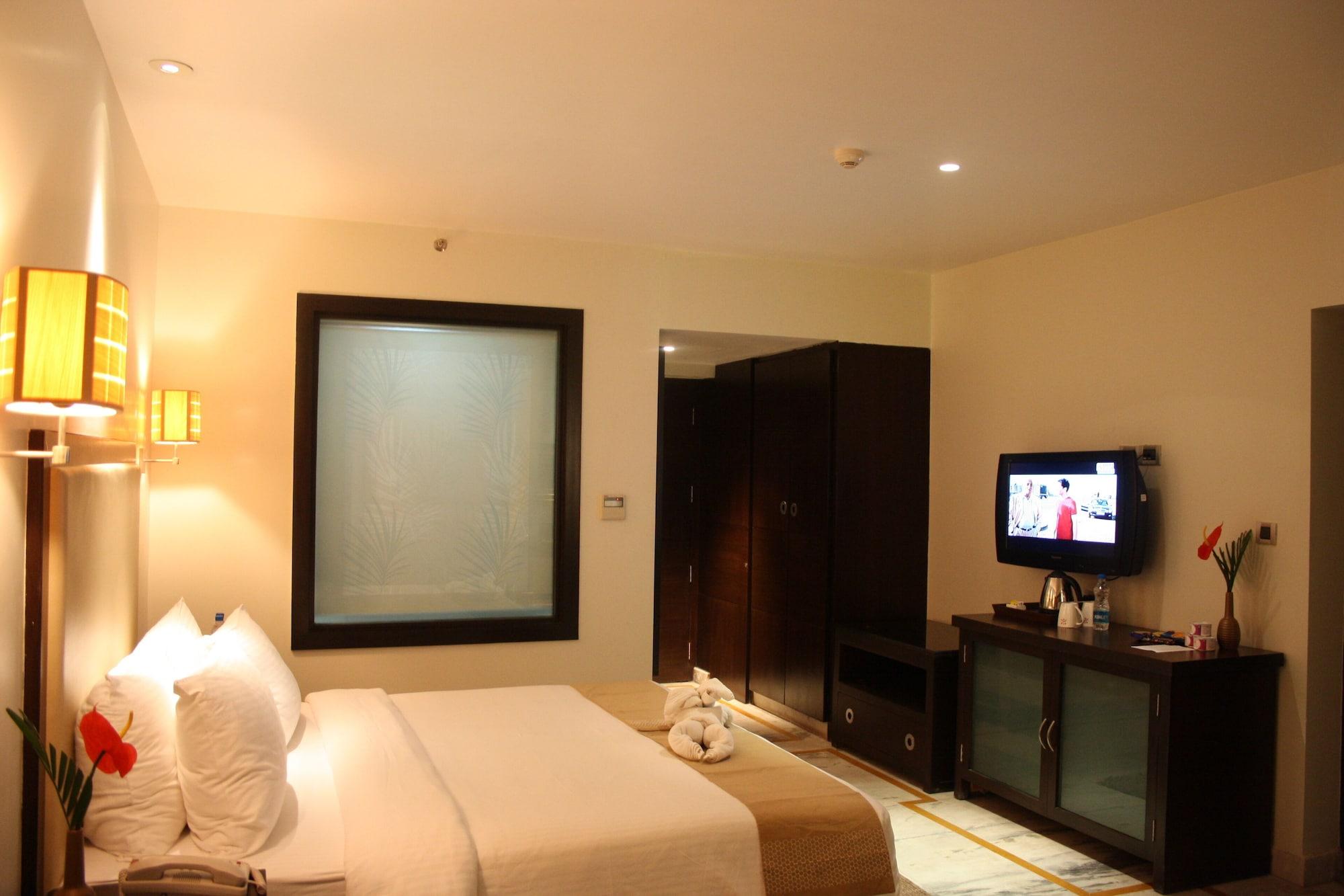 รอยัล ออร์คิด เซ็นทรัล กีรีติ Hotel ฮัมปี ภายนอก รูปภาพ