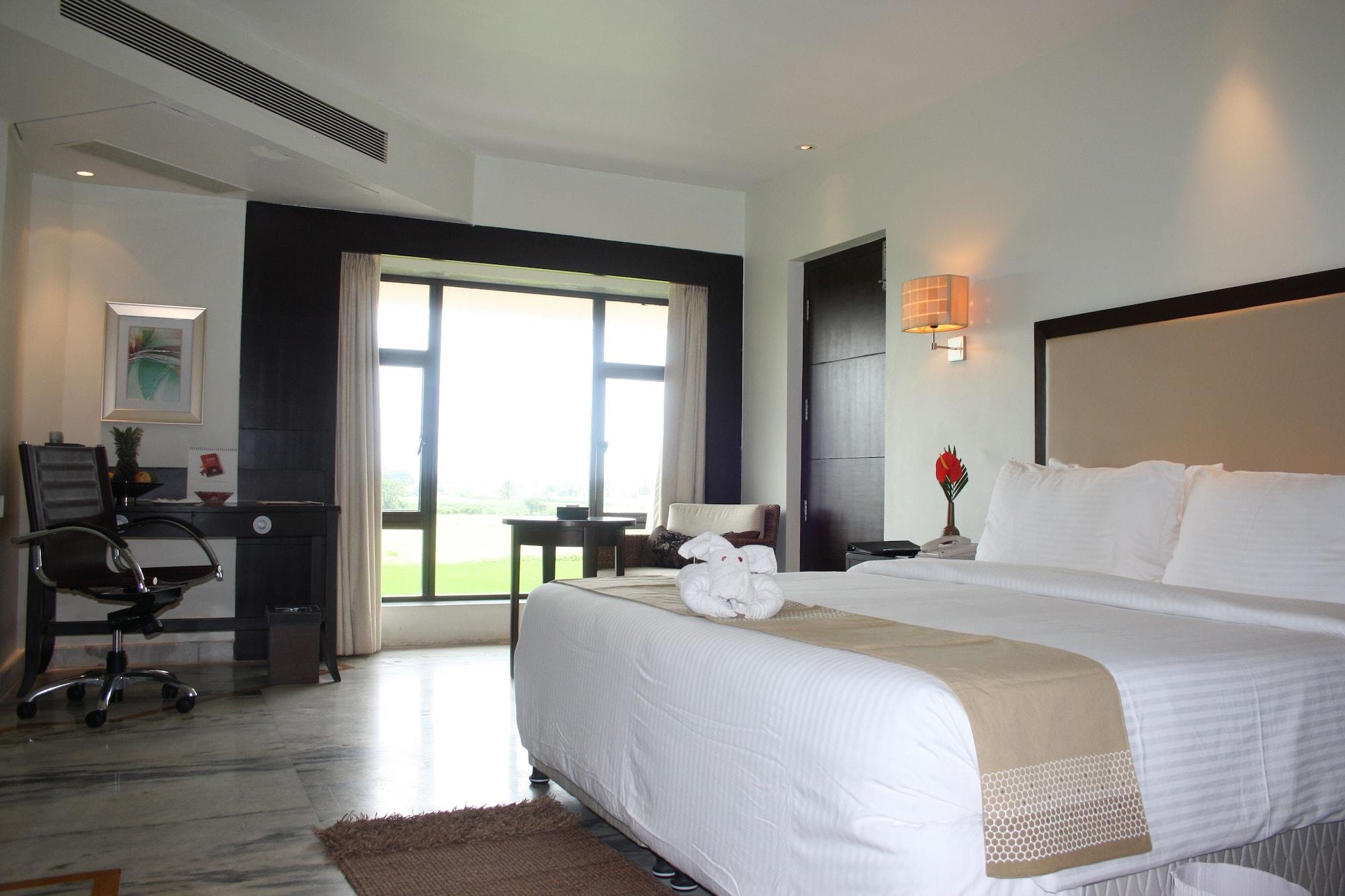 รอยัล ออร์คิด เซ็นทรัล กีรีติ Hotel ฮัมปี ภายนอก รูปภาพ