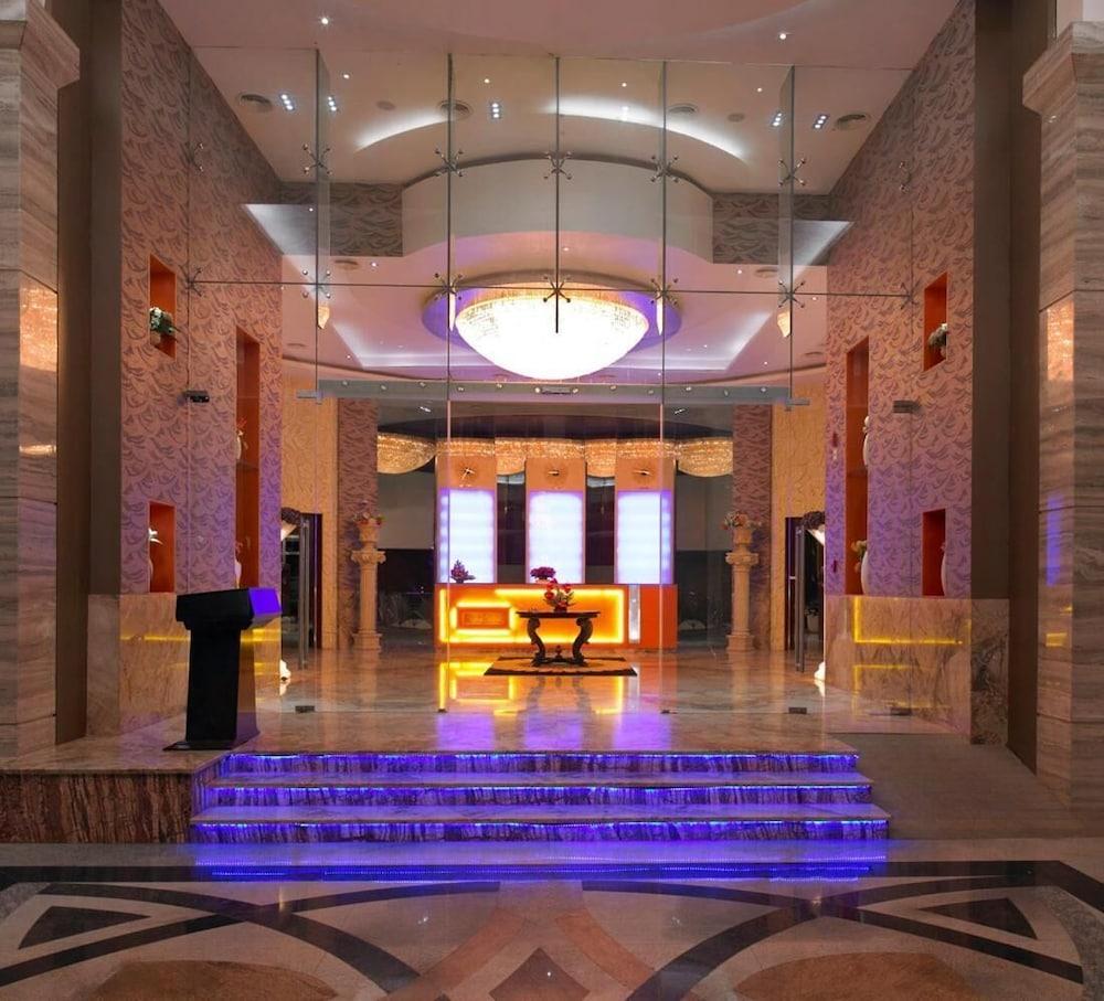 รอยัล ออร์คิด เซ็นทรัล กีรีติ Hotel ฮัมปี ภายนอก รูปภาพ