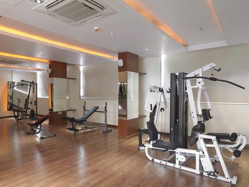 รอยัล ออร์คิด เซ็นทรัล กีรีติ Hotel ฮัมปี ภายนอก รูปภาพ